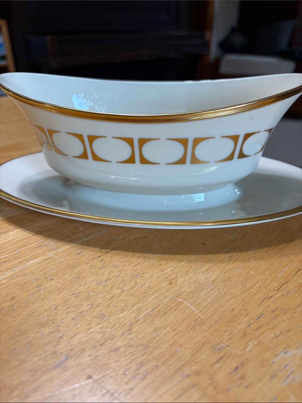 Lenox Tempo White and Gold Geometric Porcelain Gravy Boat /underplate